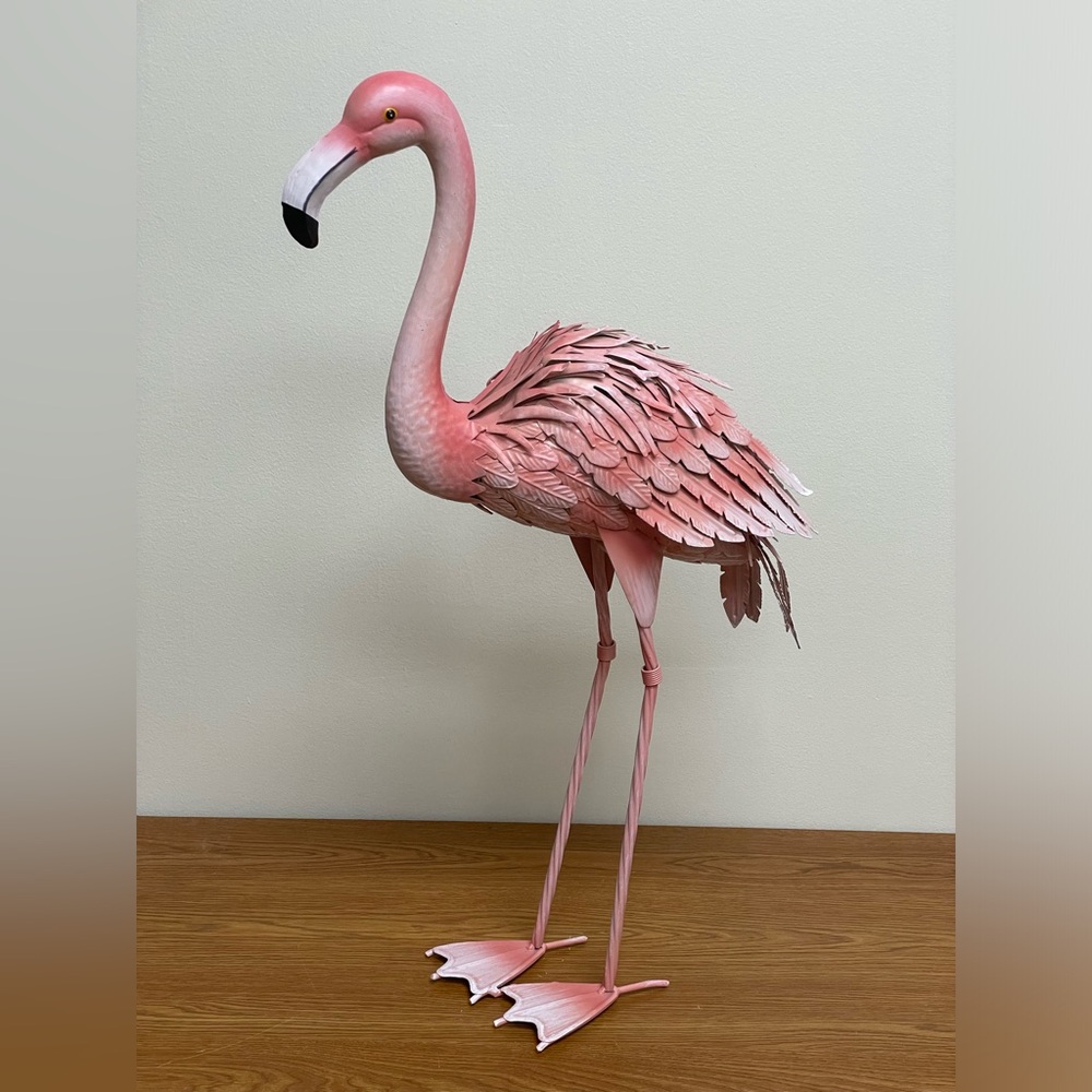 Pier 1 Pink Metal Flamingo Decor
